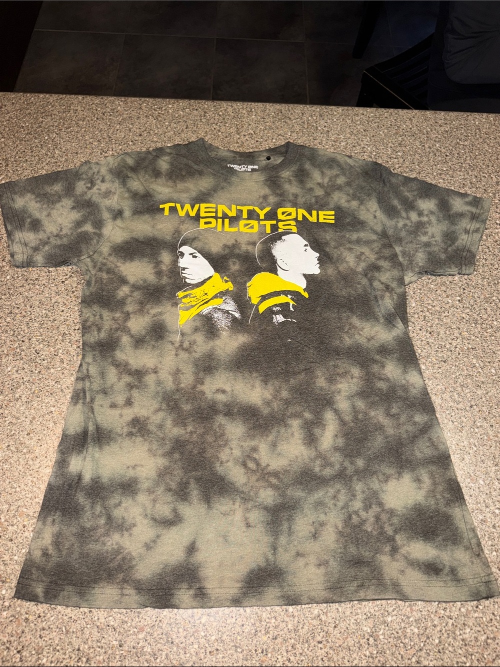 Twenty One Pilots band shirt